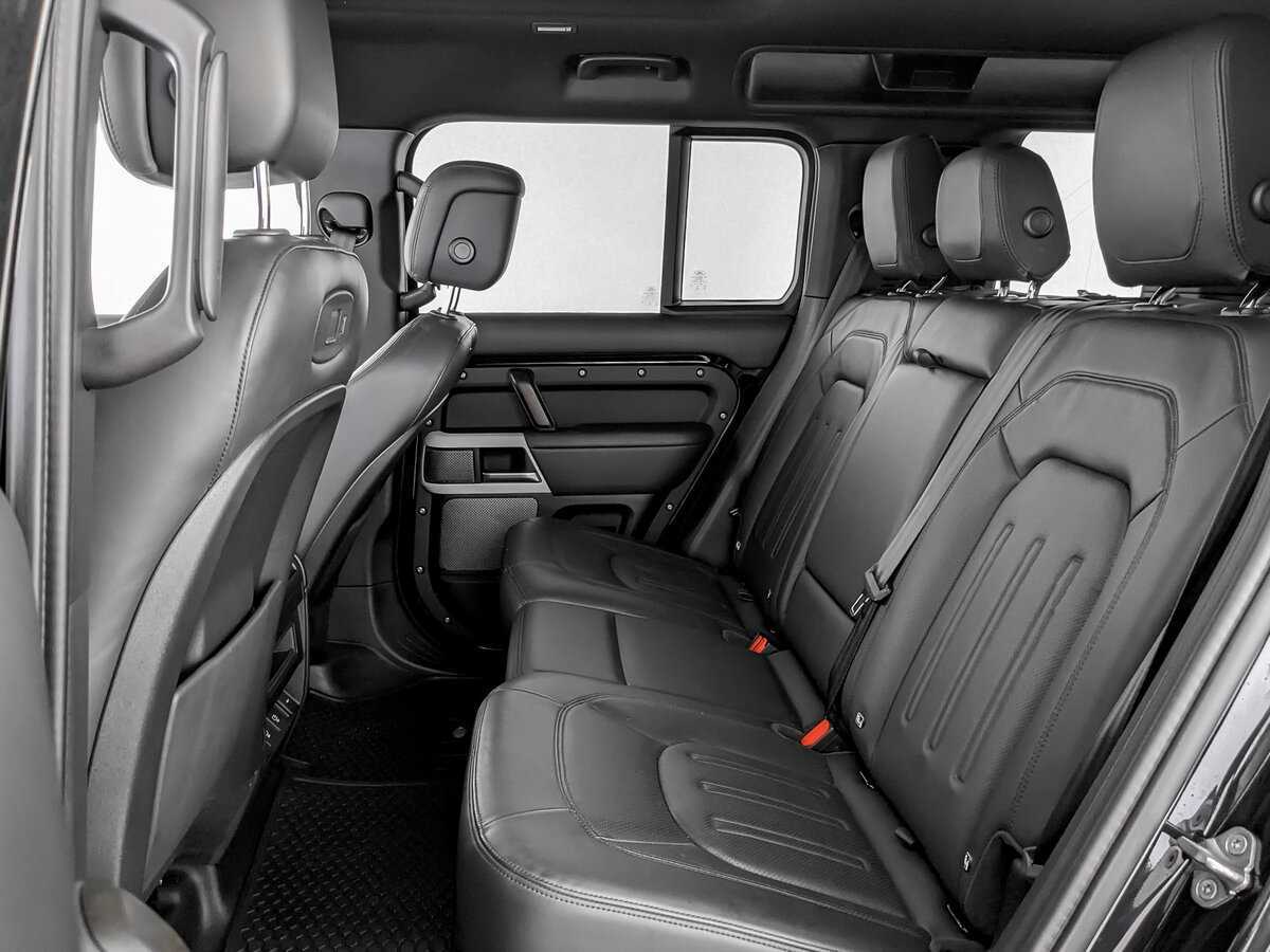 Land Rover Defender 110, 2020 Фото №10