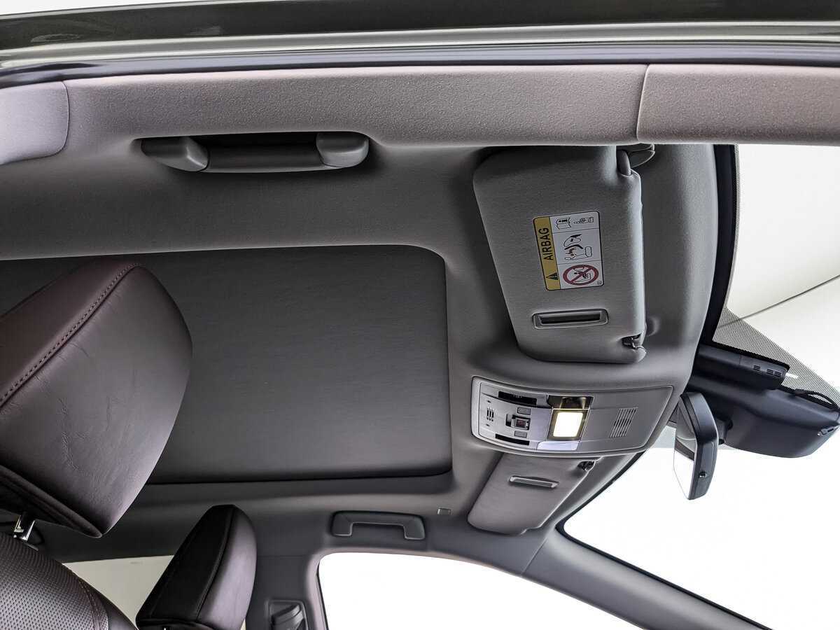 Lexus RX 300, 2021 Фото №18