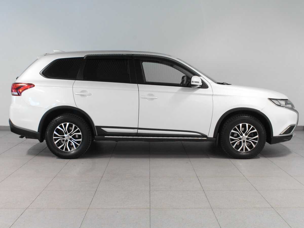Mitsubishi Outlander, 2017 - 129 844 км. | Фото №4