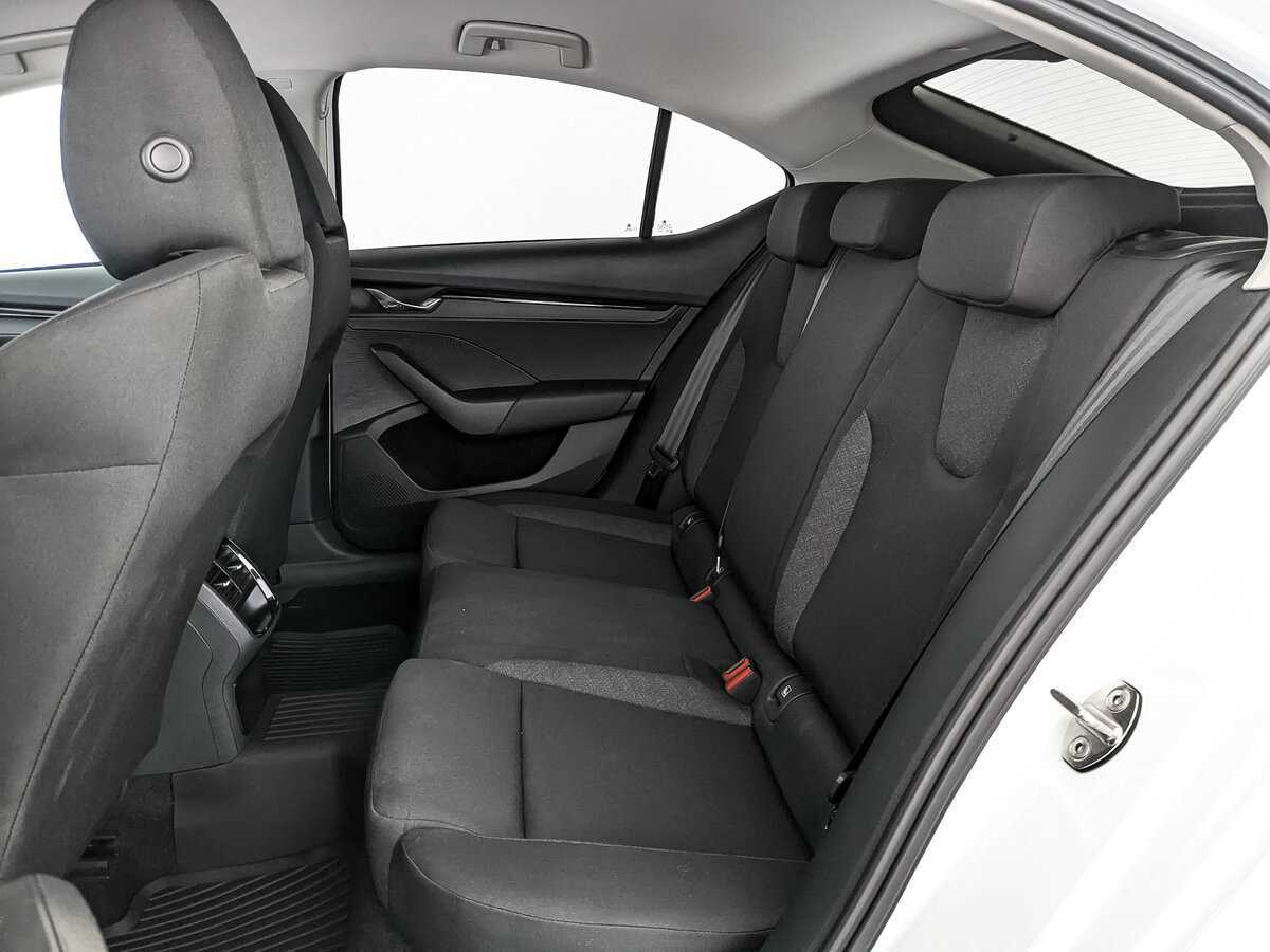 Skoda Octavia, 2021 Фото №13