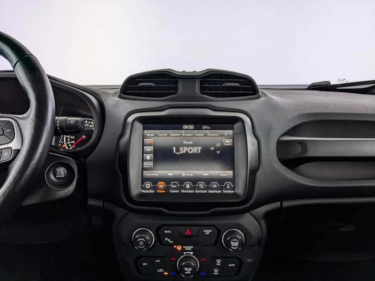 Jeep Renegade, 2018 Фото №13