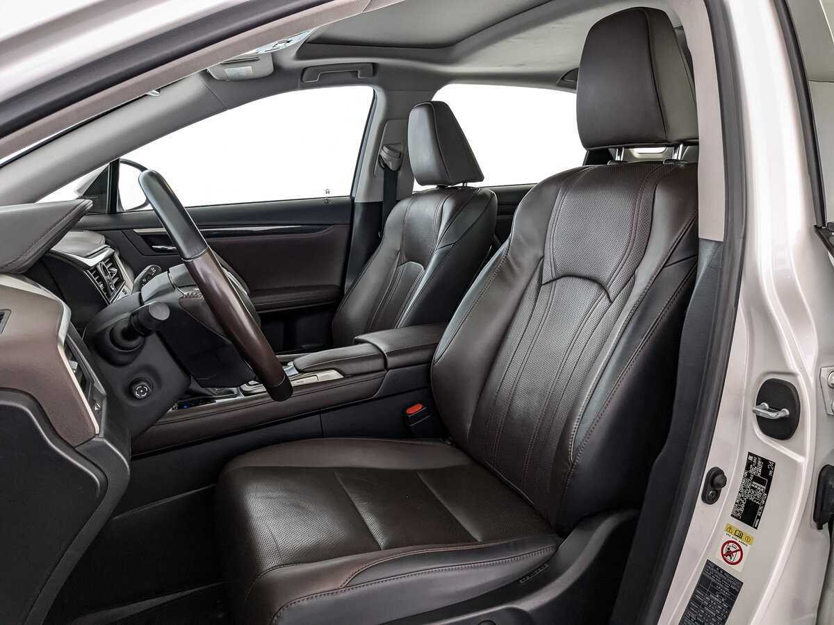 Lexus RX 300, 2019 Фото №16