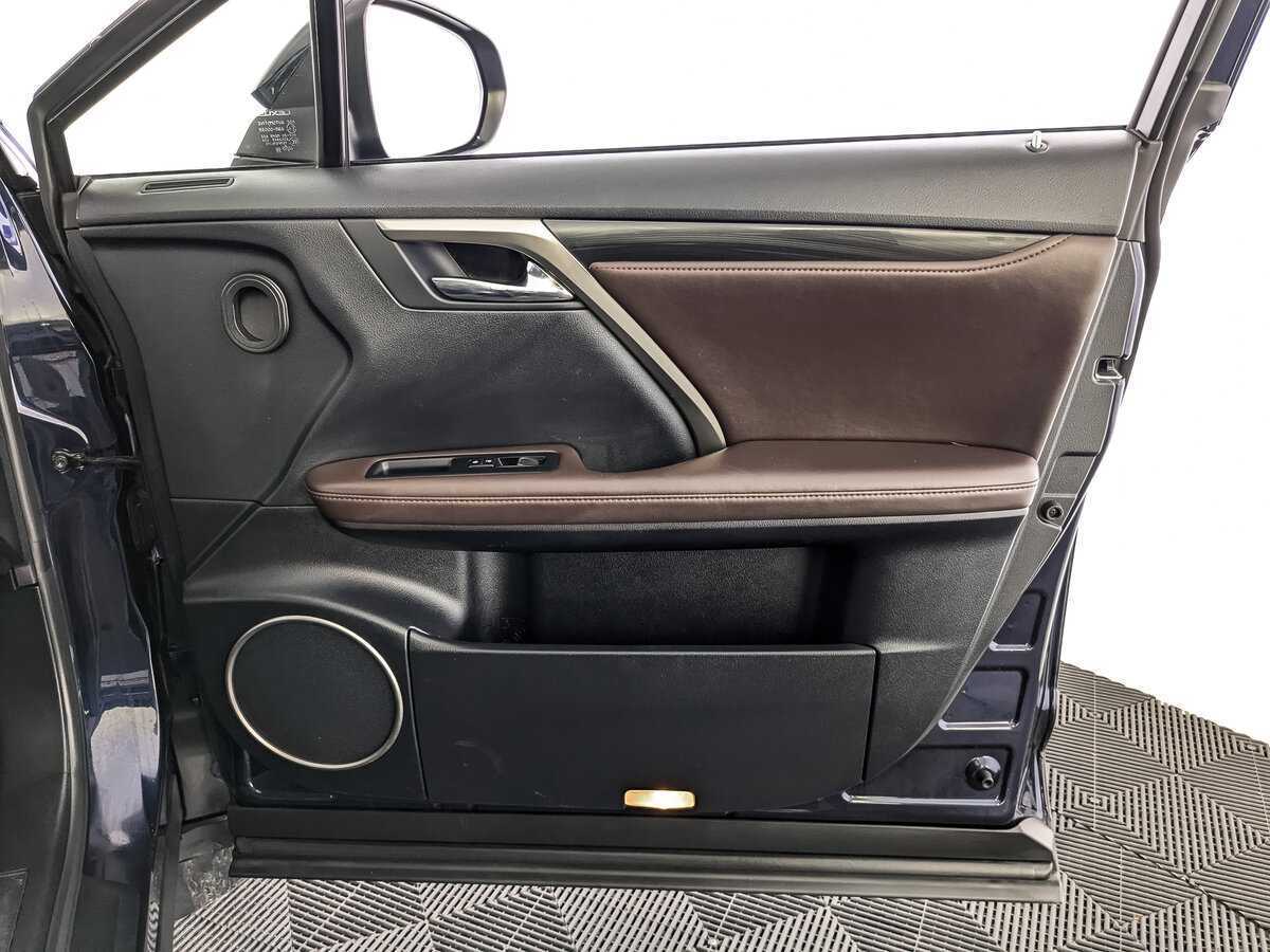 Lexus RX 200t, 2017 Фото №21