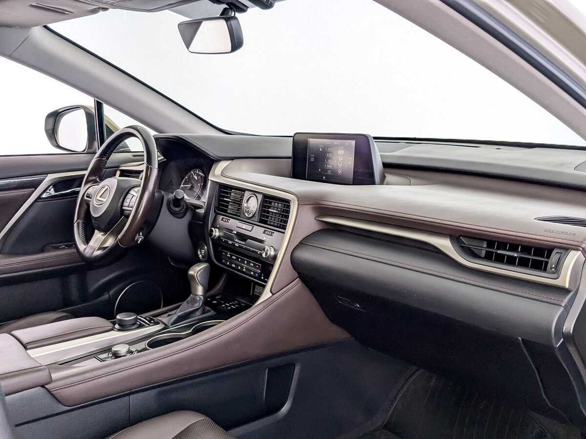 Lexus RX 200t, 2017 Фото №9