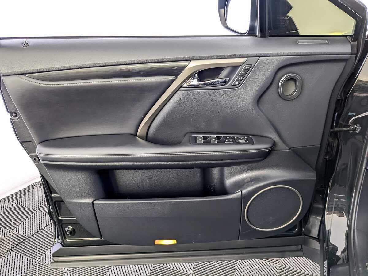 Lexus RX 300, 2019 Фото №15
