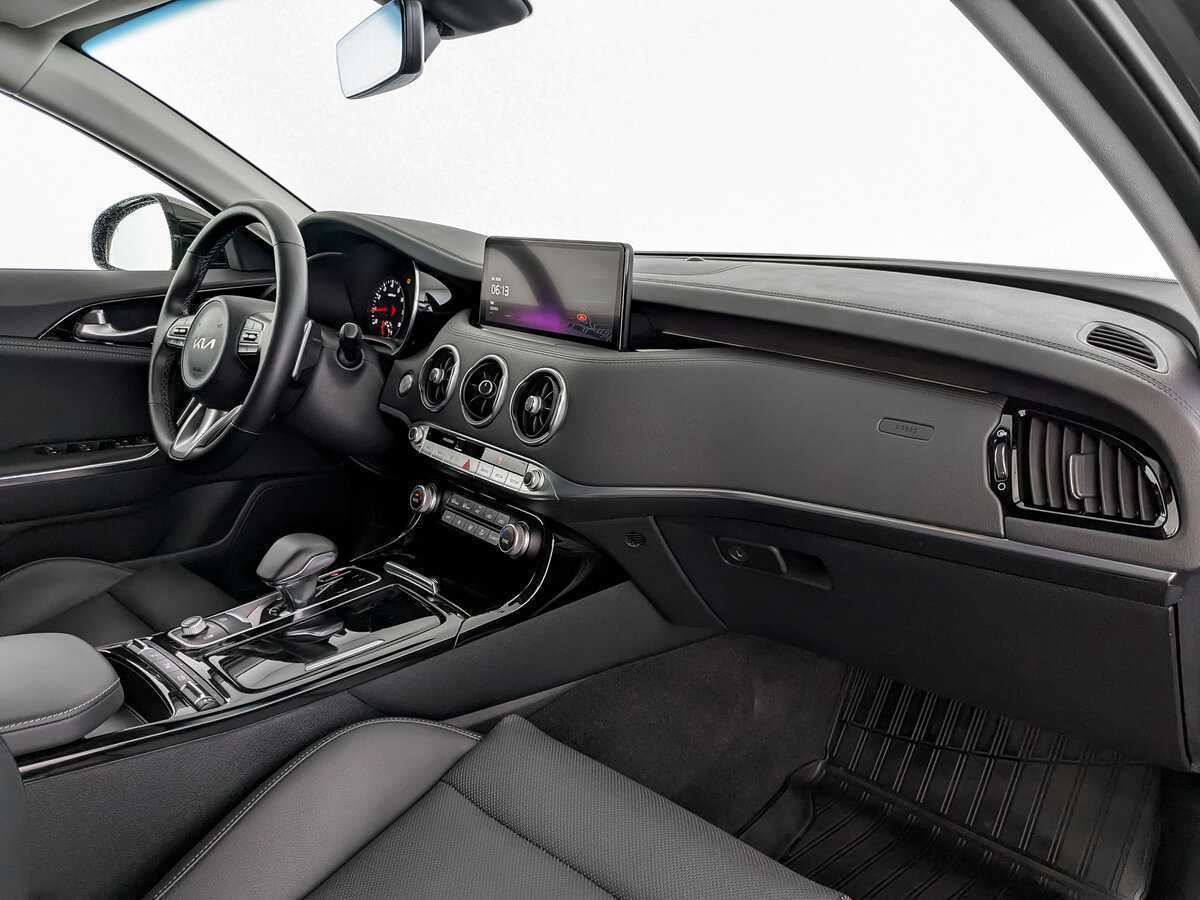 Kia Stinger, 2023 Фото №9
