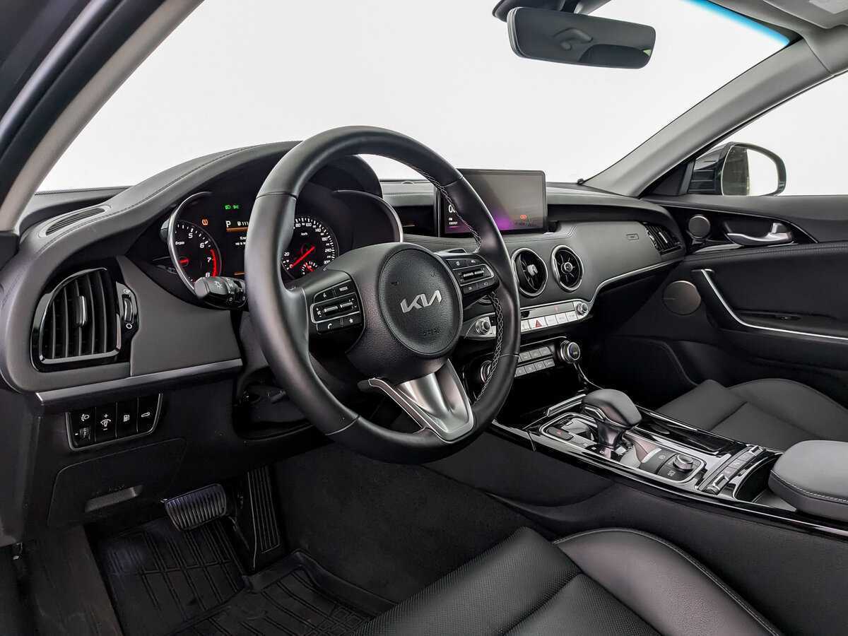 Kia Stinger, 2023 Фото №13