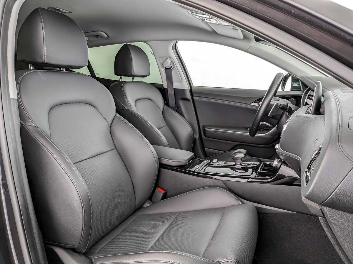 Kia Stinger, 2023 Фото №19