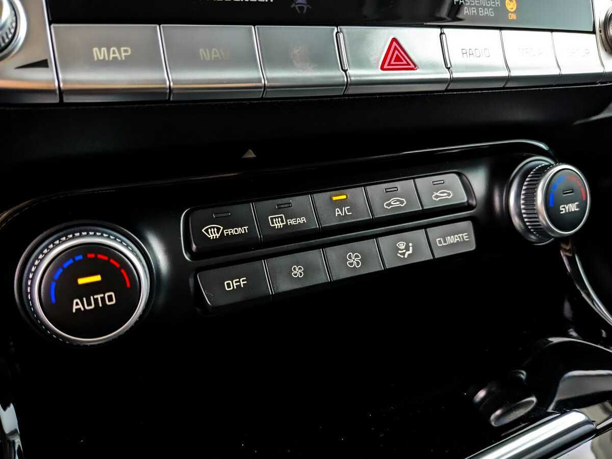 Kia Stinger, 2023 Фото №21