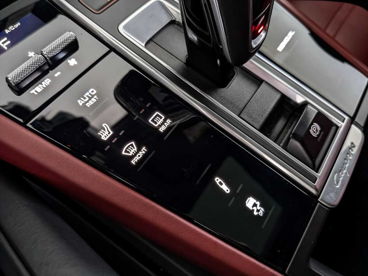 Porsche Cayenne E-Hybrid, 2019 Фото №24