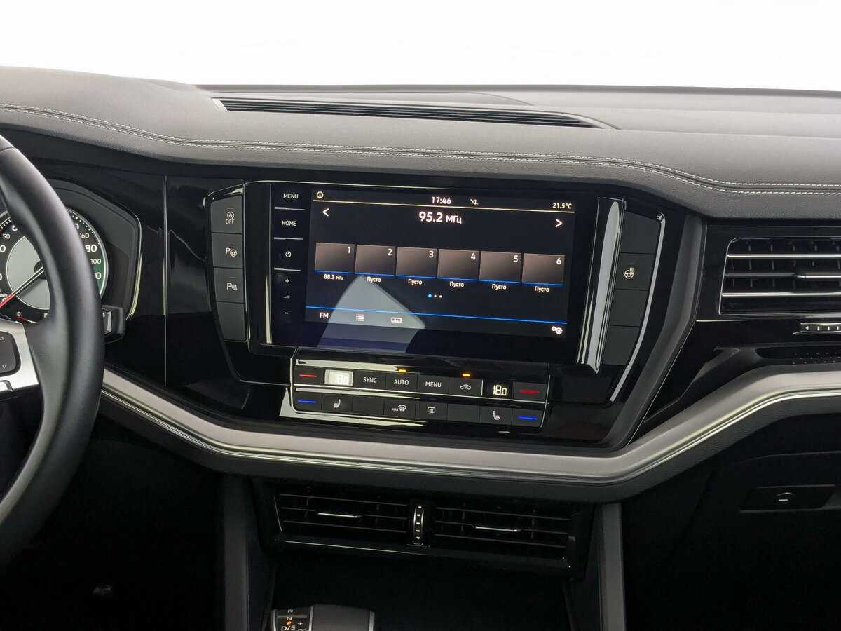 Volkswagen Touareg, 2020 Фото №13