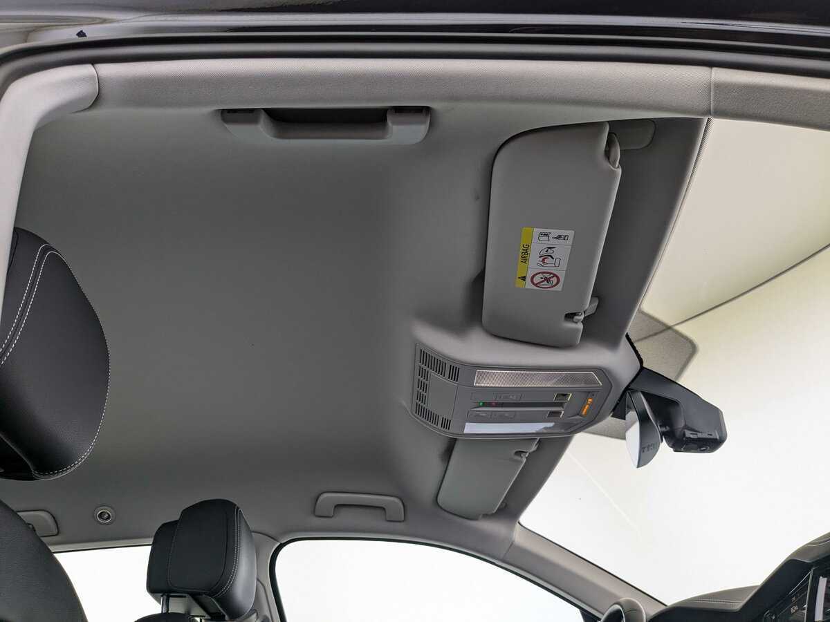 Volkswagen Touareg, 2020 Фото №19