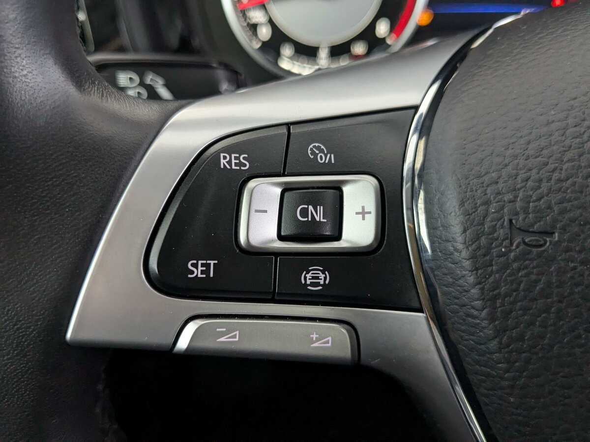 Volkswagen Touareg, 2020 Фото №26