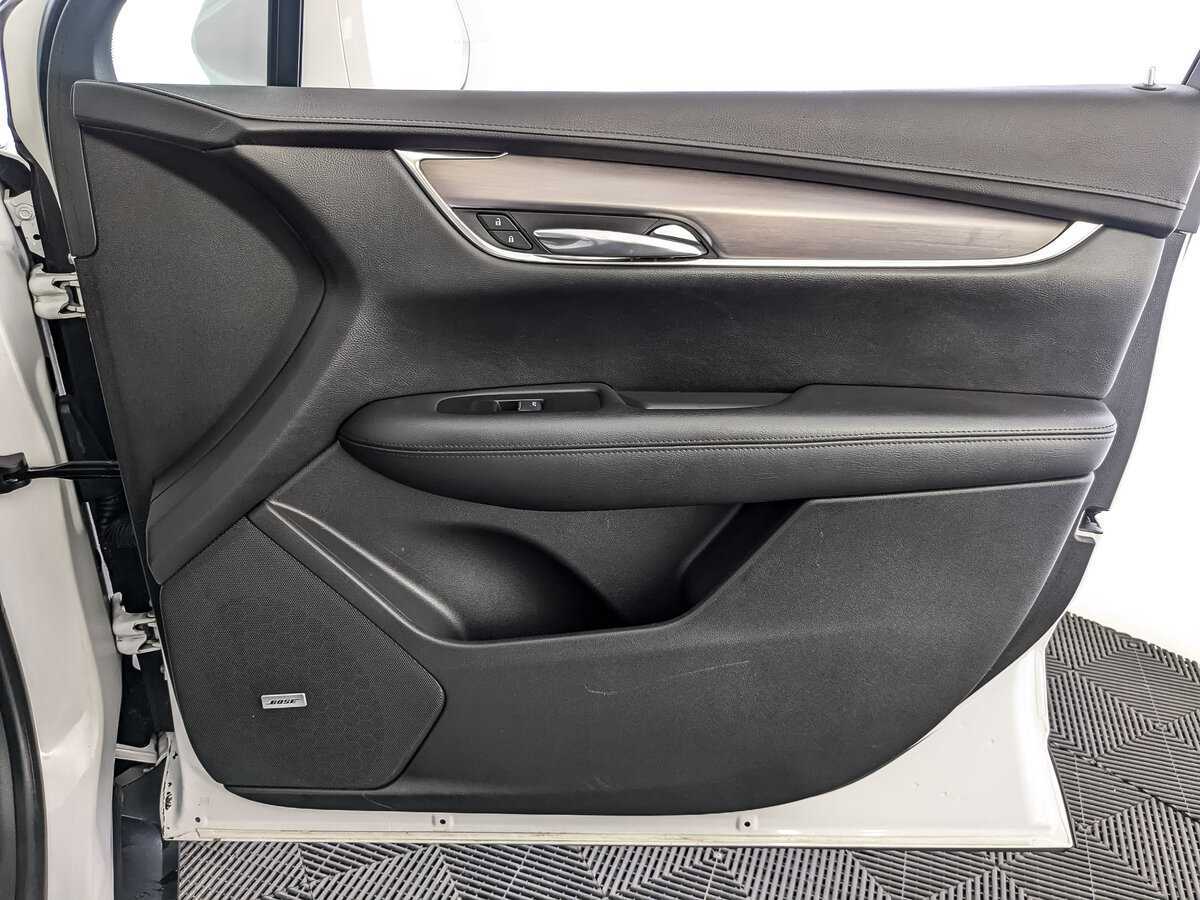 Cadillac XT5, 2016 Фото №21