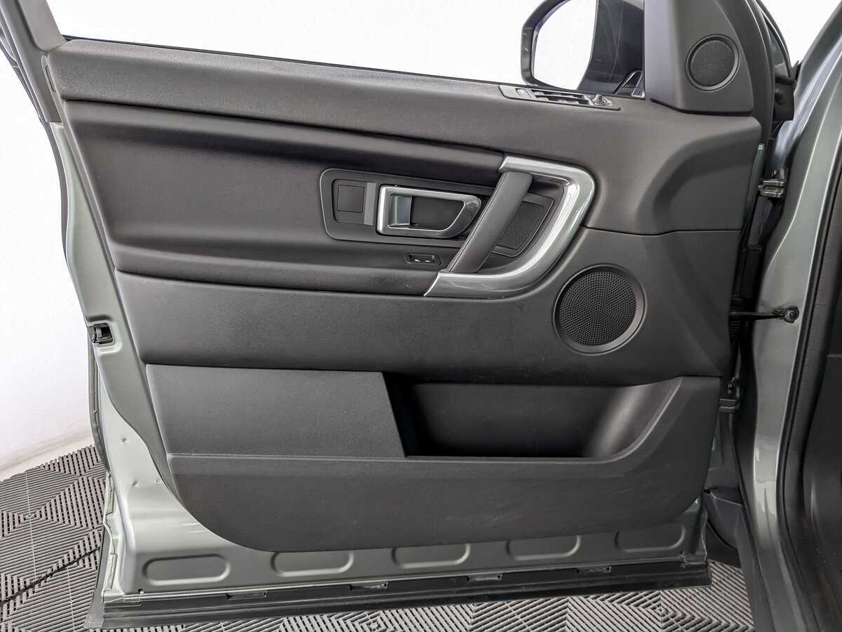 Land Rover Discovery Sport, 2018 Фото №15