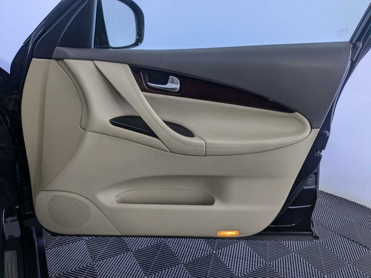 Infiniti QX50, 2015 Фото №15