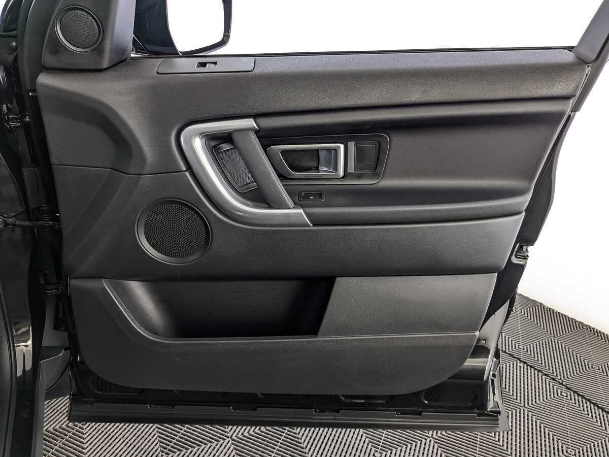 Land Rover Discovery Sport, 2017 Фото №19