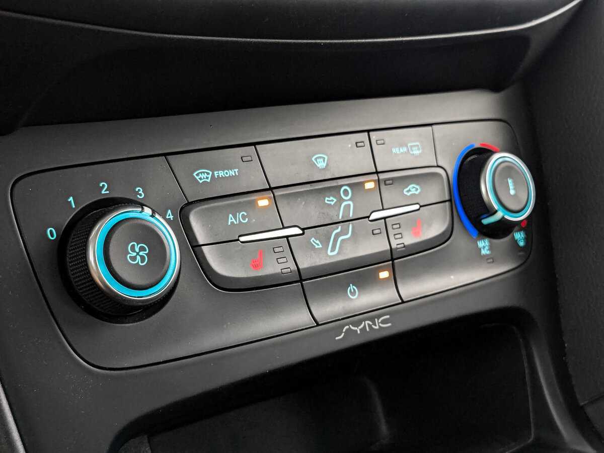 Ford Focus, 2019 Фото №17