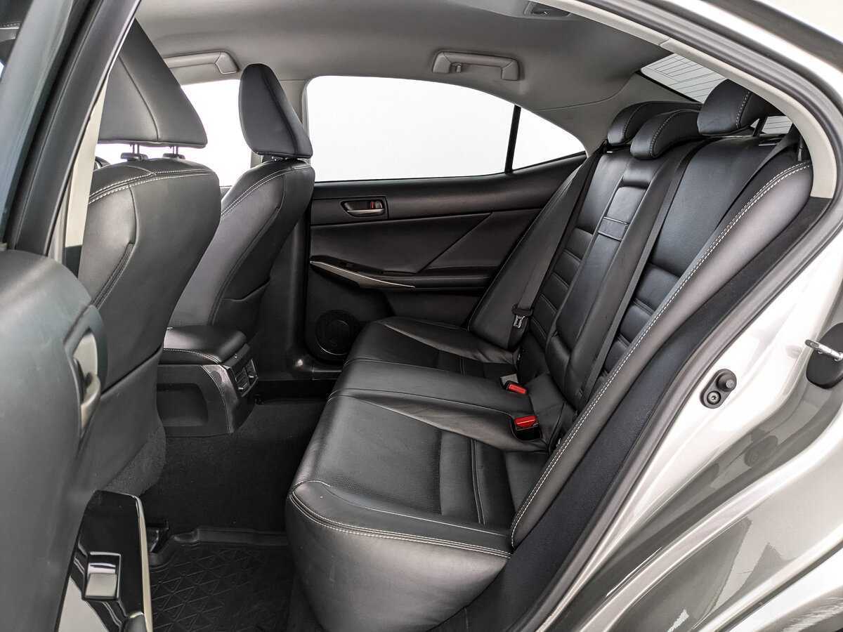 Lexus IS 300, 2018 Фото №14