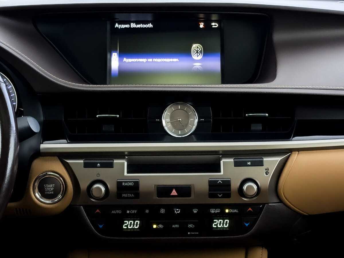 Lexus ES 200, 2017 Фото №13