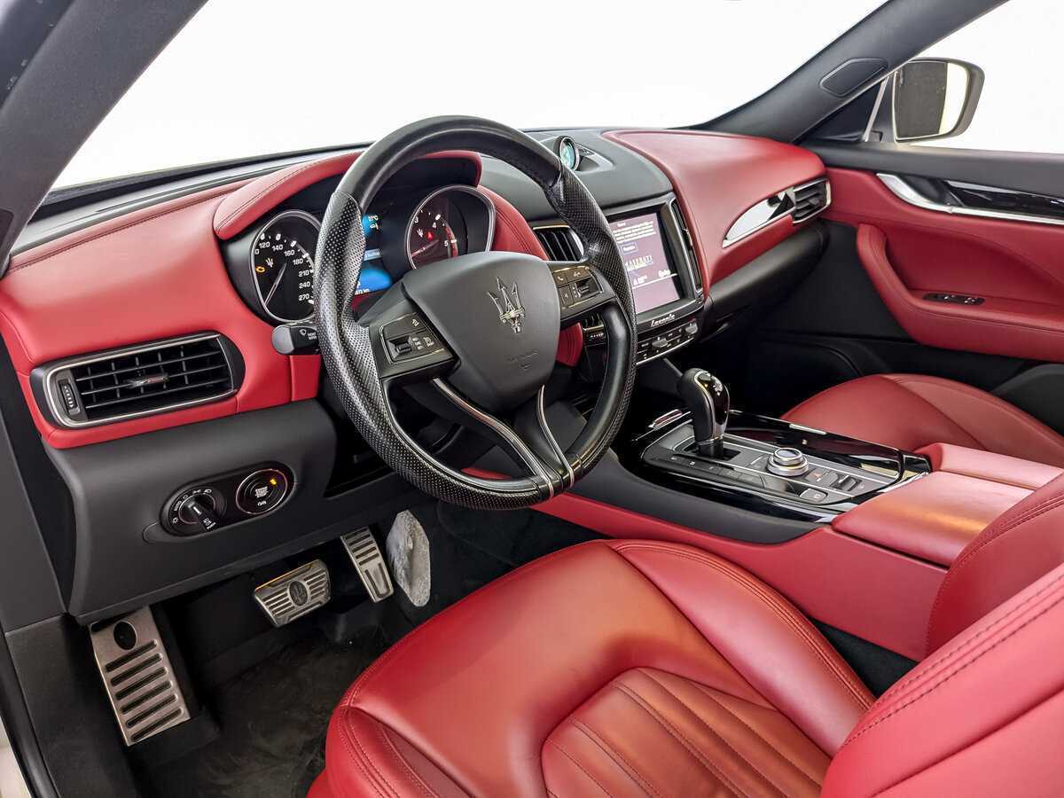 Maserati Levante Diesel, 2017 Фото №14