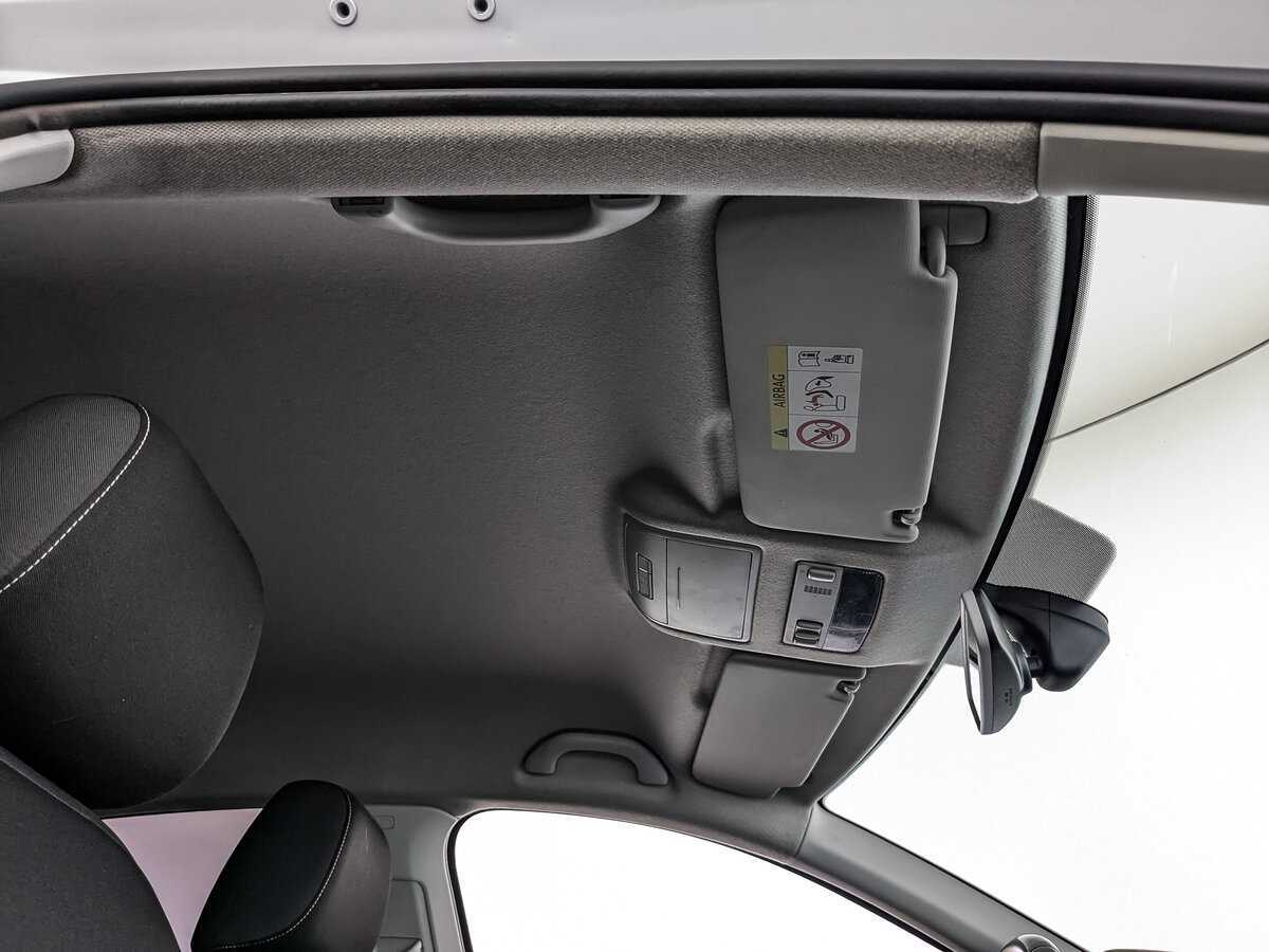 Skoda Rapid, 2017 Фото №19