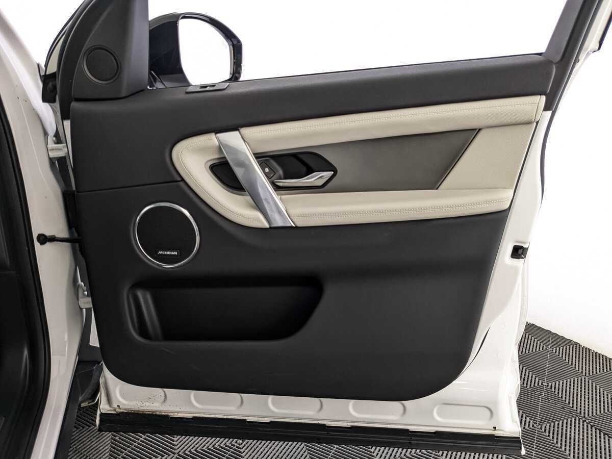 Land Rover Discovery Sport, 2022 Фото №21