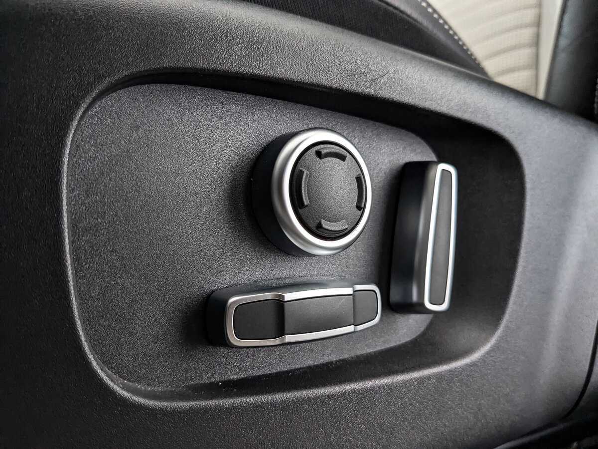 Land Rover Discovery Sport, 2022 Фото №22