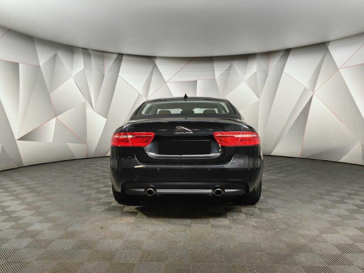 Jaguar XE, 2017 Фото №8