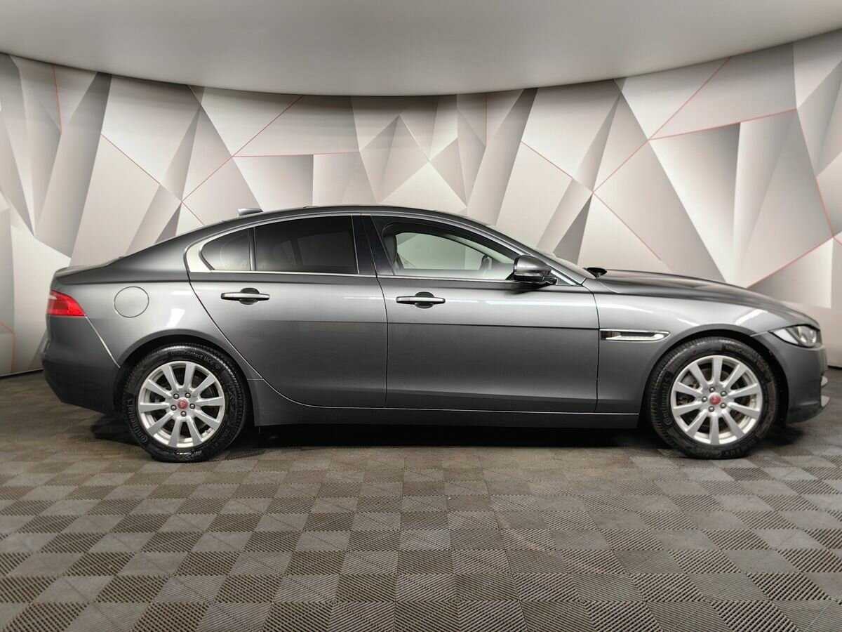 Jaguar XE, 2018 - 135 678 км. | Фото №6