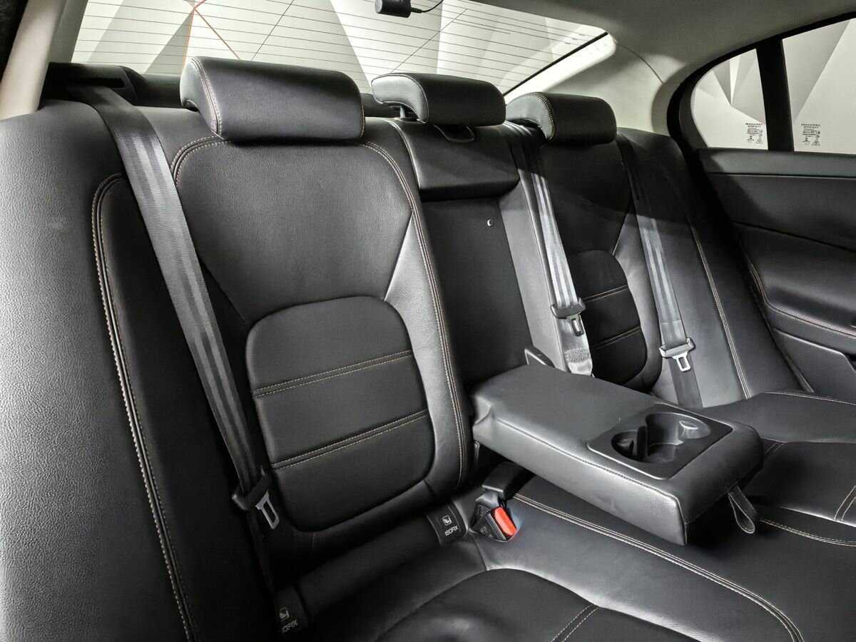 Jaguar XE, 2018 Фото №13