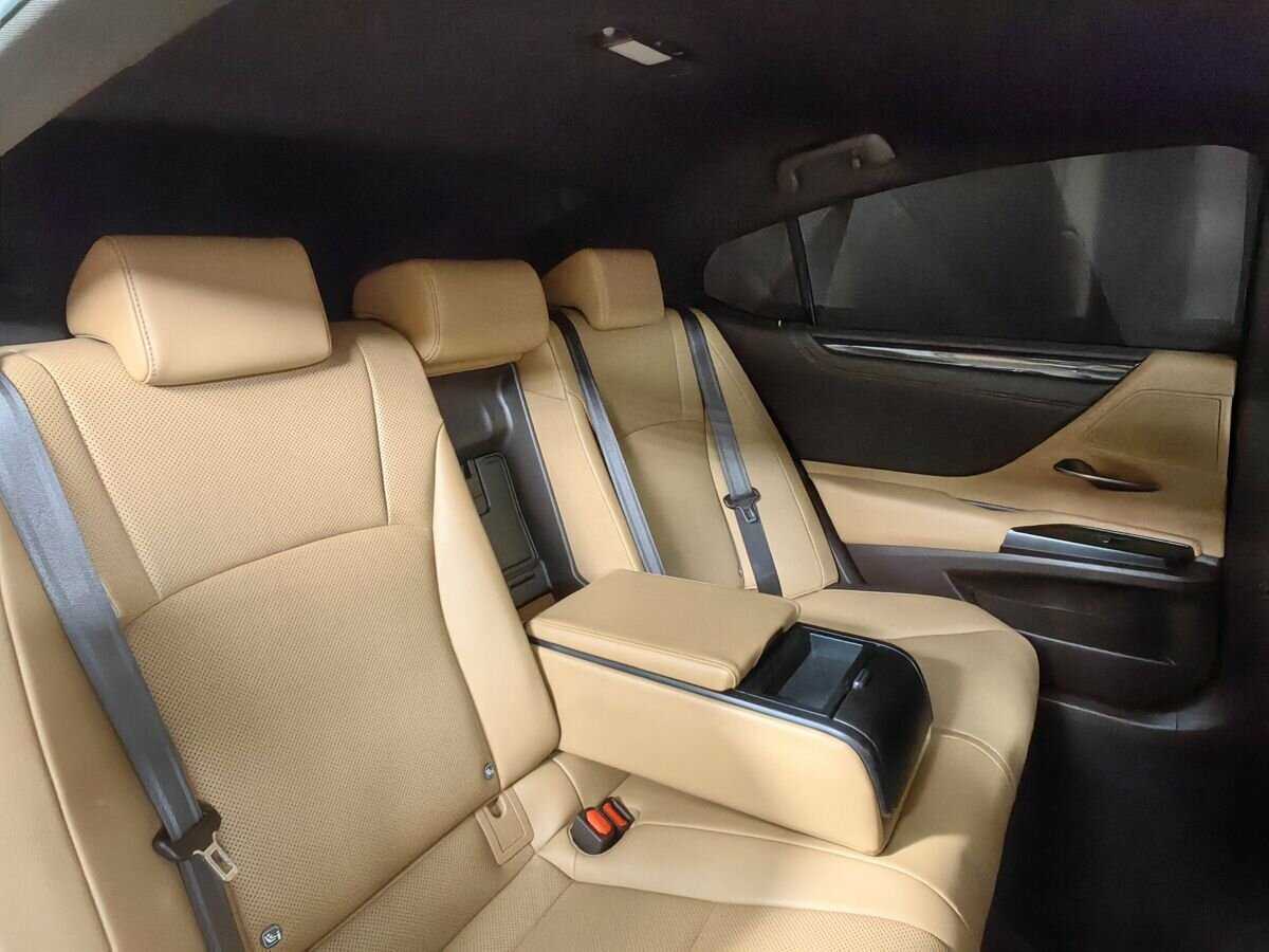 Lexus ES 250, 2020 Фото №13