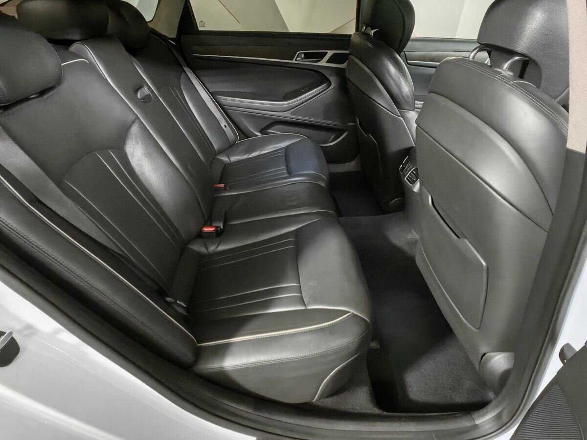 Hyundai Genesis, 2014 Фото №12