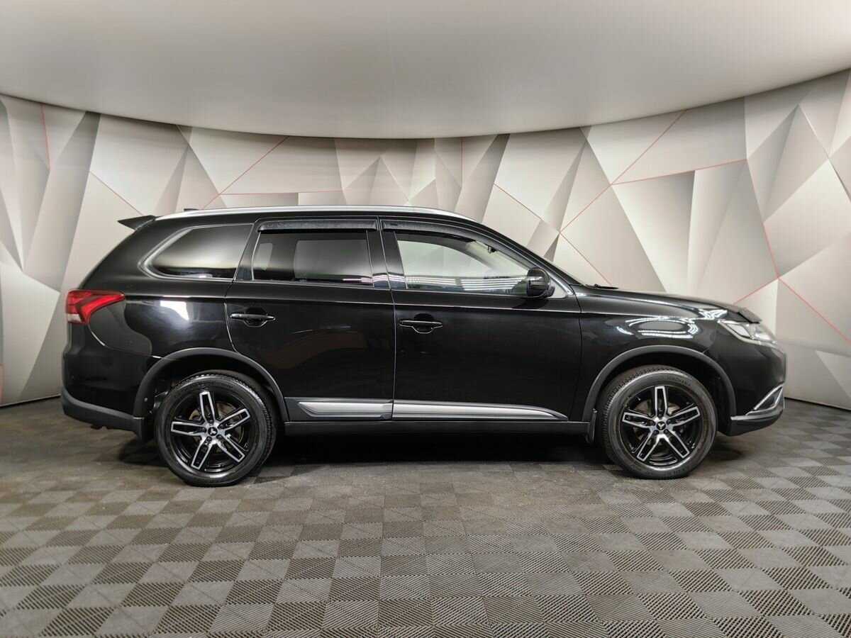 Mitsubishi Outlander, 2019 - 79 282 км. | Фото №6