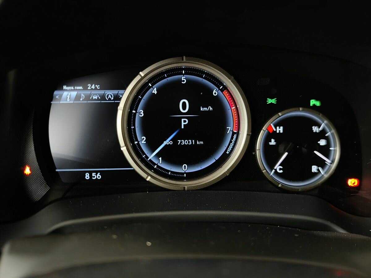 Lexus RX 200t, 2015 Фото №16