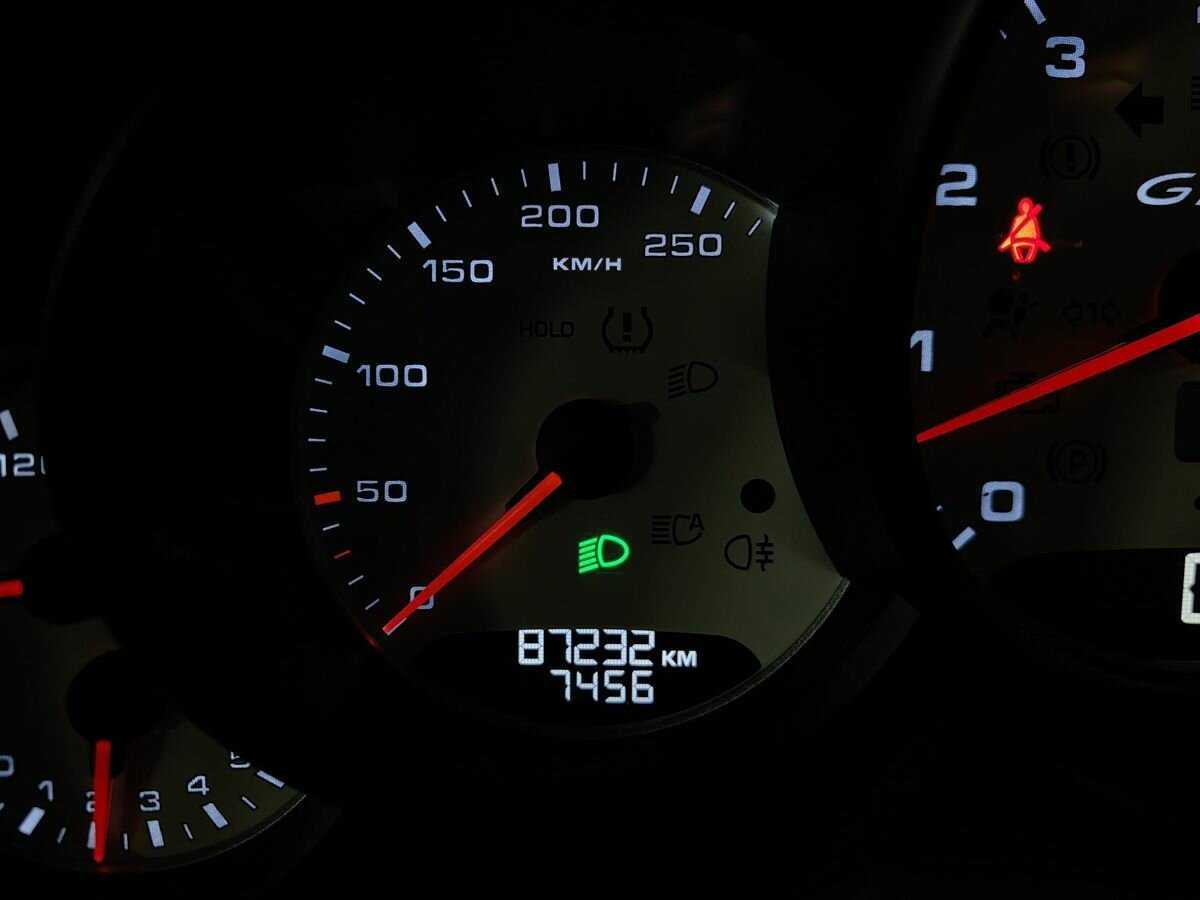 Porsche Cayenne GTS, 2012 Фото №17