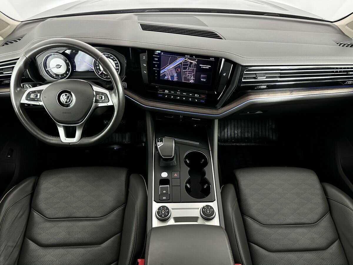Volkswagen Touareg, 2020 Фото №9
