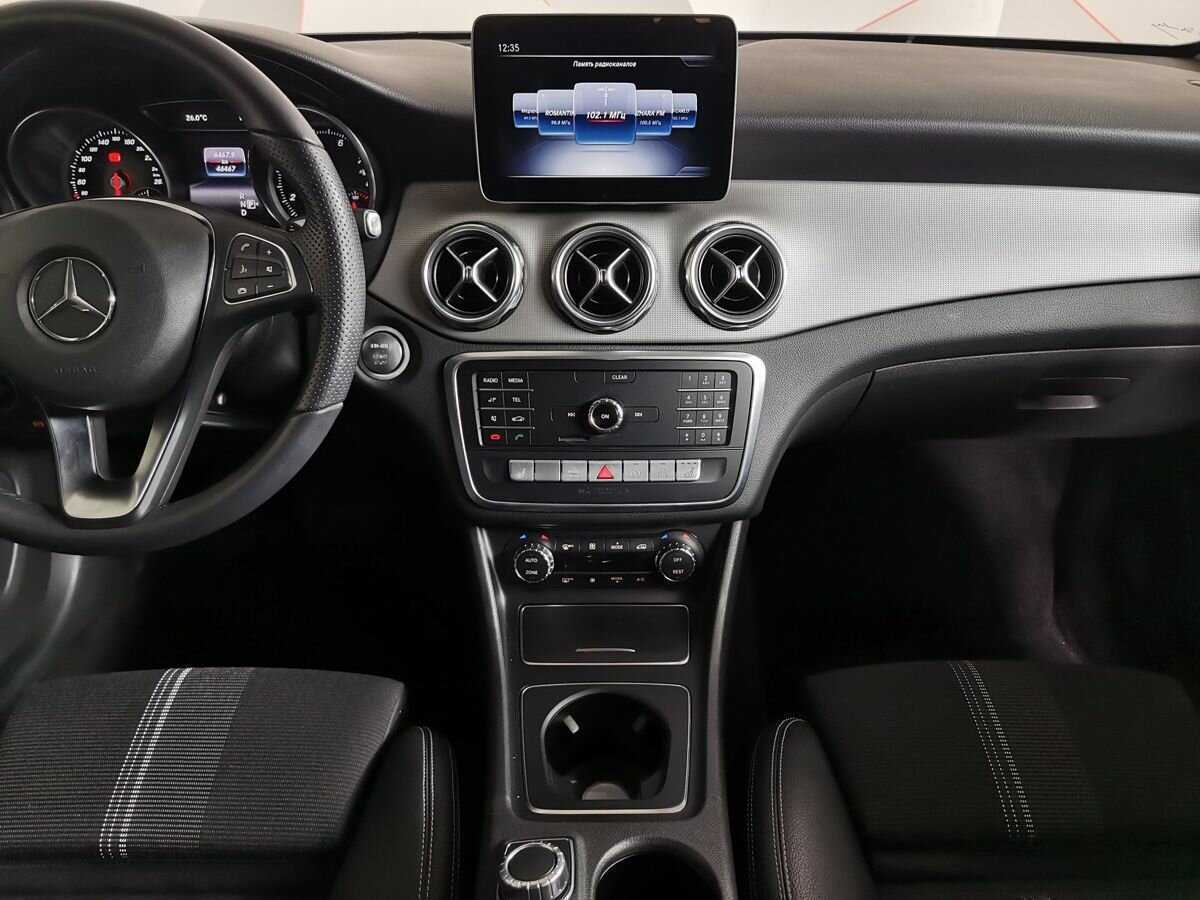 Mercedes-Benz GLA 200, 2019 Фото №13