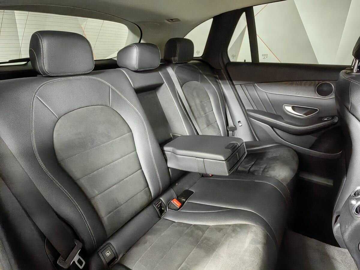 Mercedes-Benz GLC 250, 2017 Фото №13