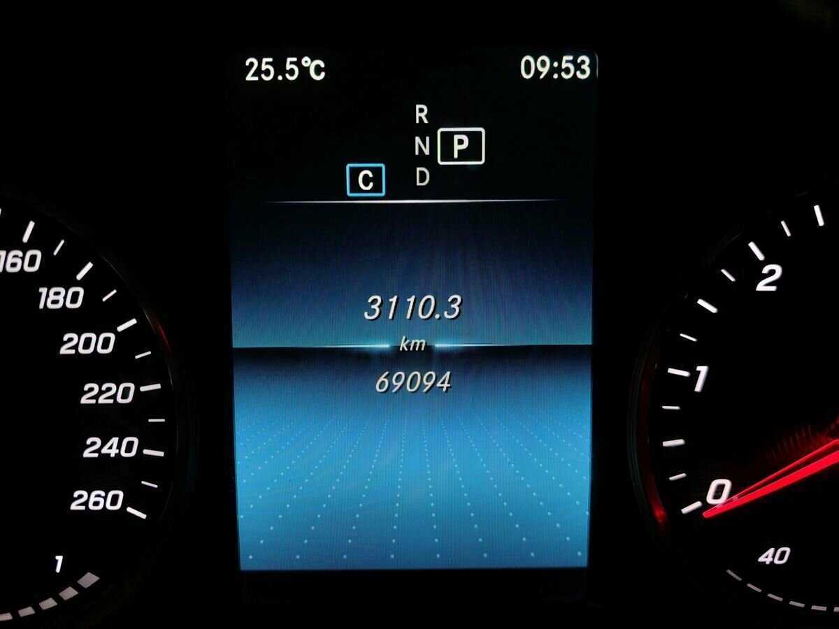 Mercedes-Benz GLC 300 d, 2021 Фото №17