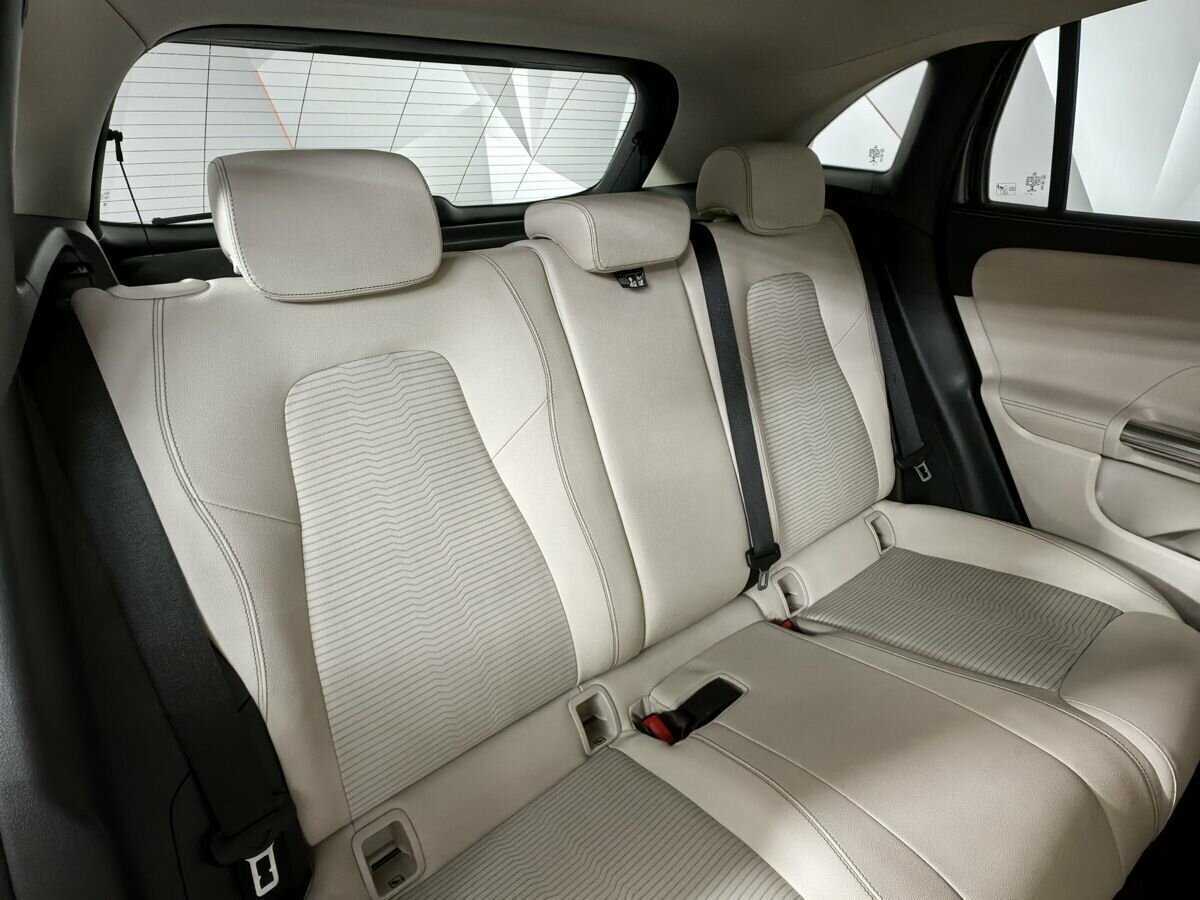 Mercedes-Benz GLA 200, 2020 Фото №13