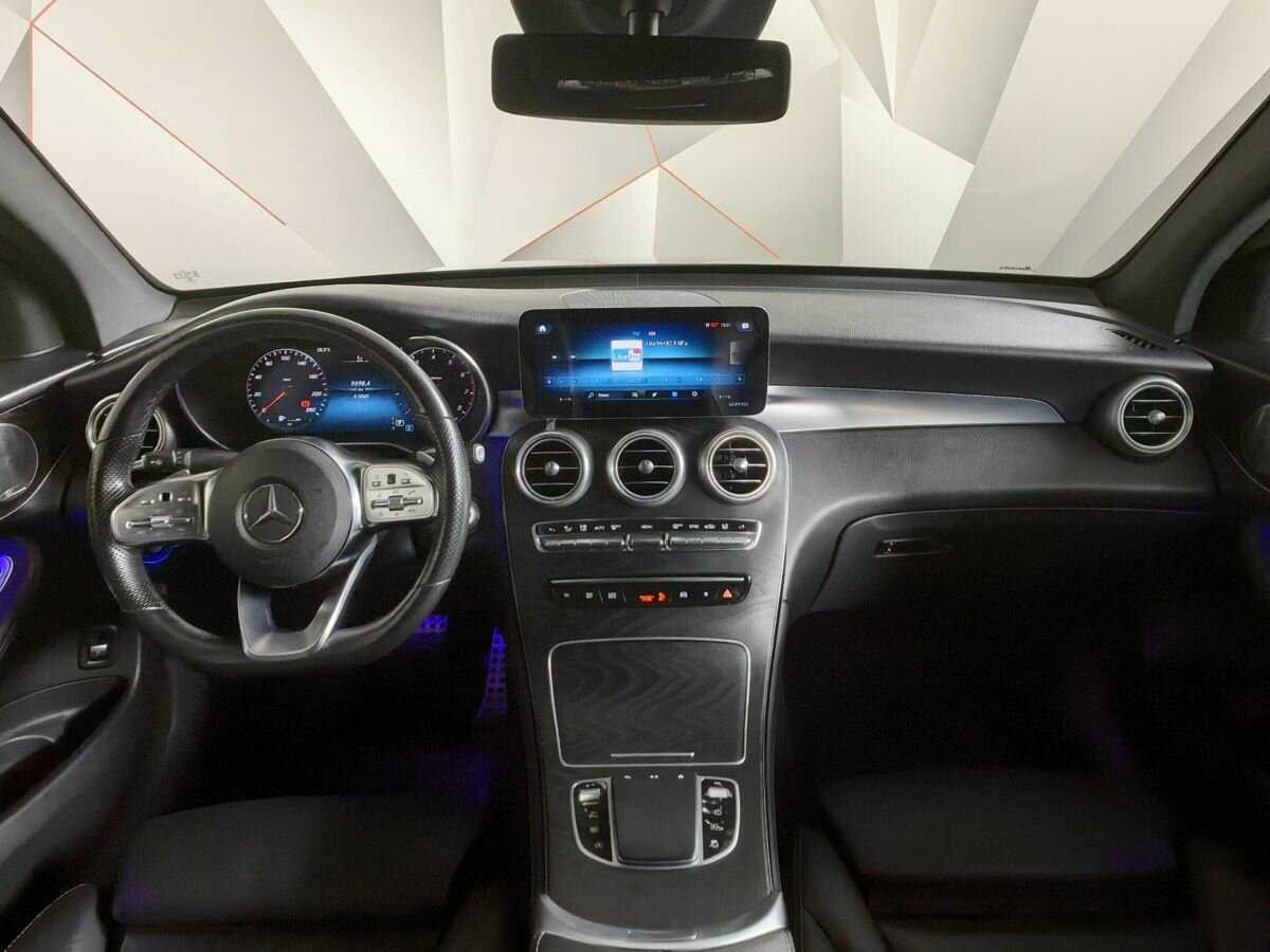 Mercedes-Benz GLC 300, 2020 Фото №10