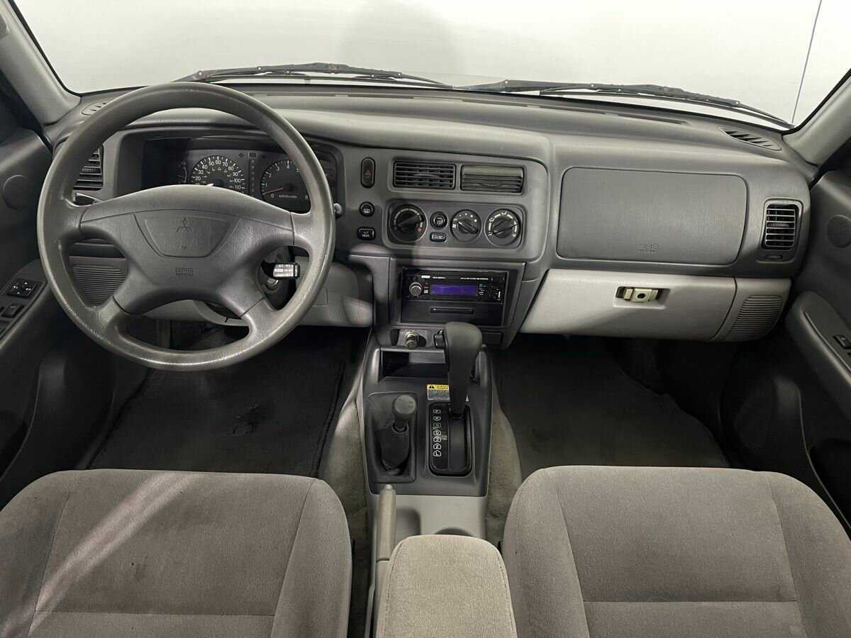 Mitsubishi Montero Sport, 2000 - 200 461 км. | Фото №6