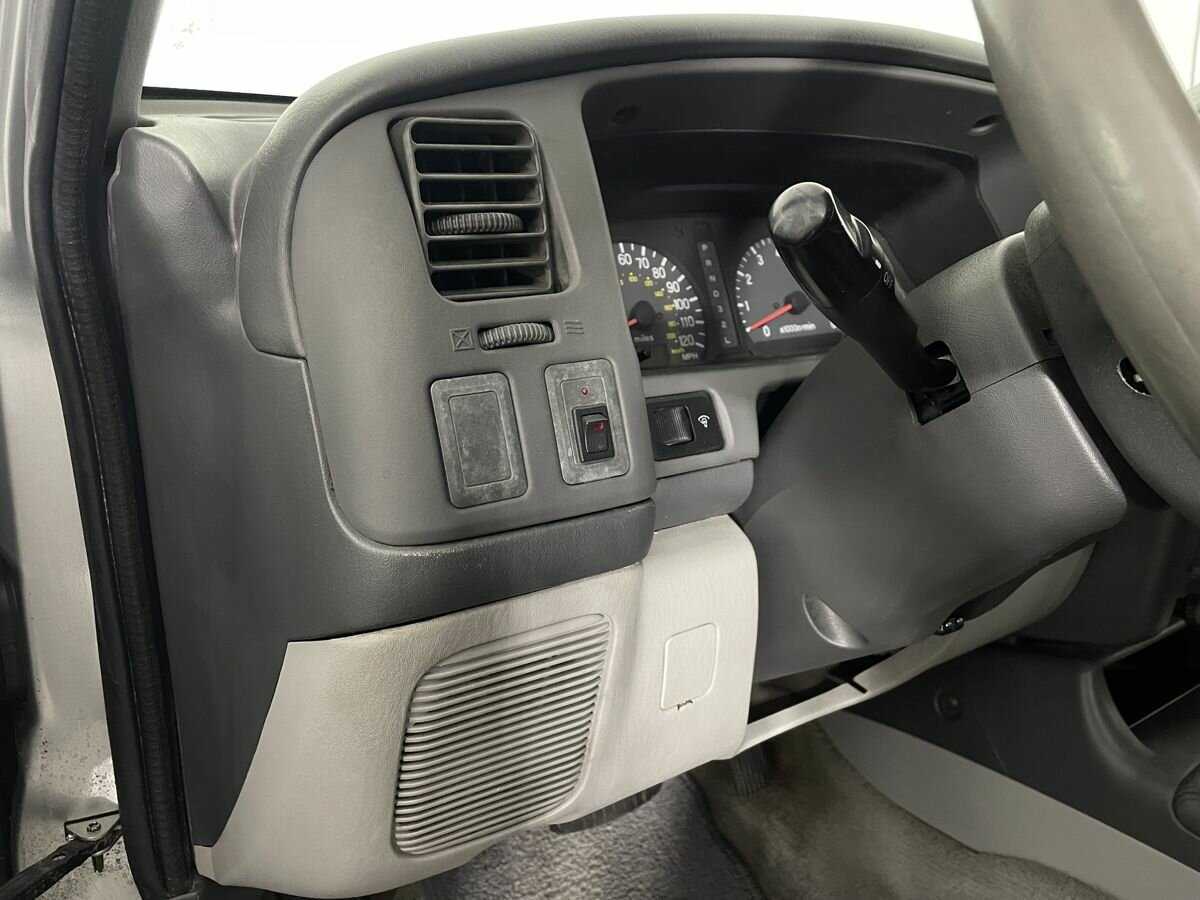 Mitsubishi Montero Sport, 2000 - 200 461 км. | Фото №8