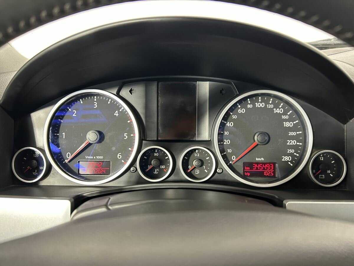 Volkswagen Touareg, 2010 Фото №9