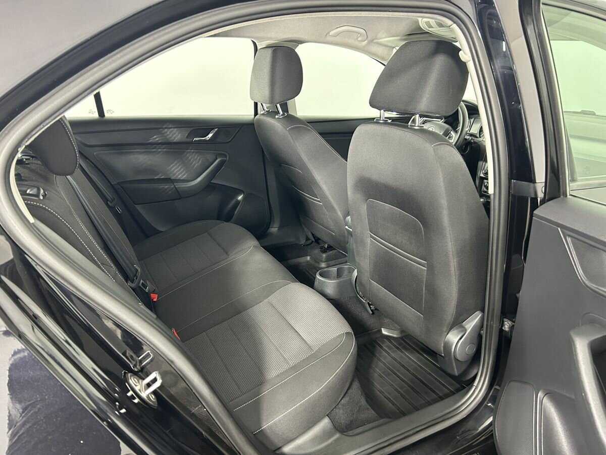 Skoda Rapid, 2014 Фото №16