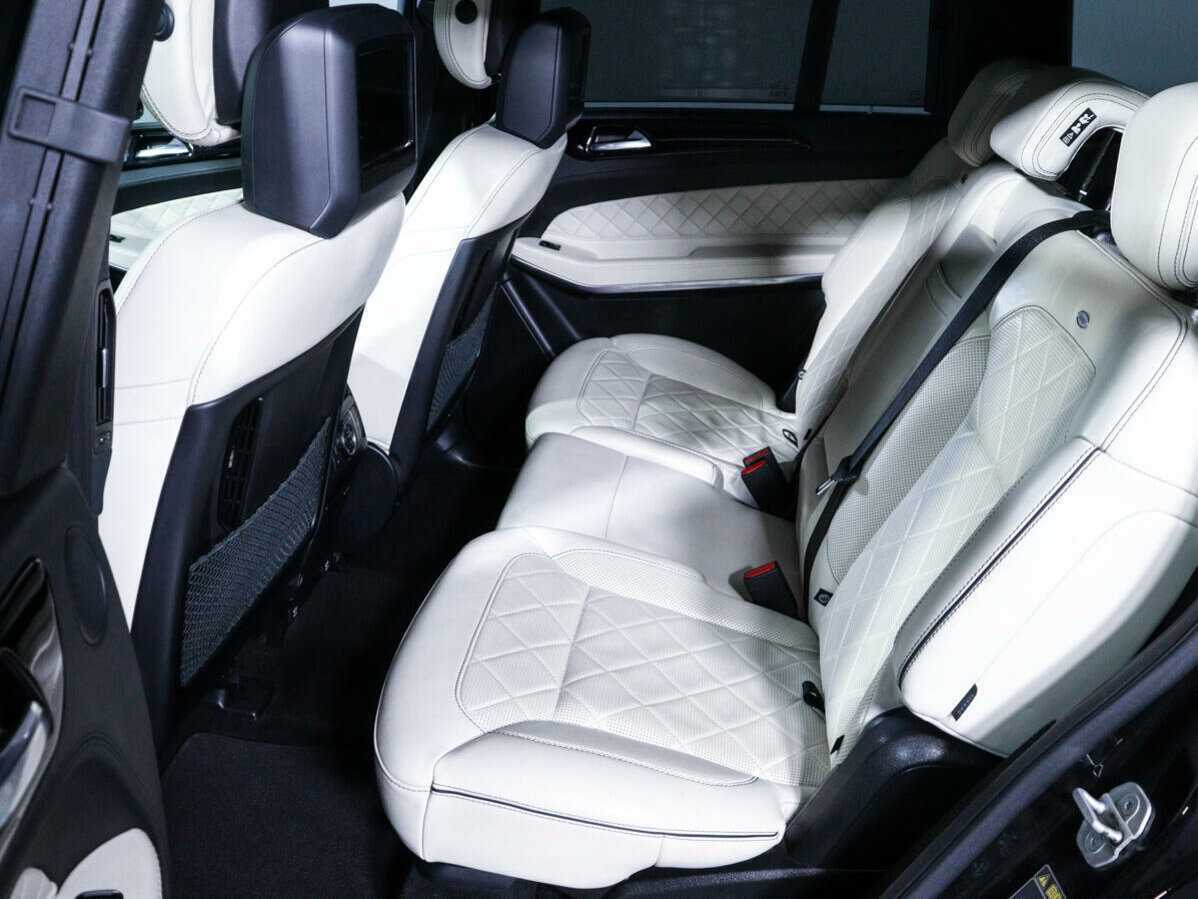 Mercedes-Benz GLS 500, 2016 Фото №10