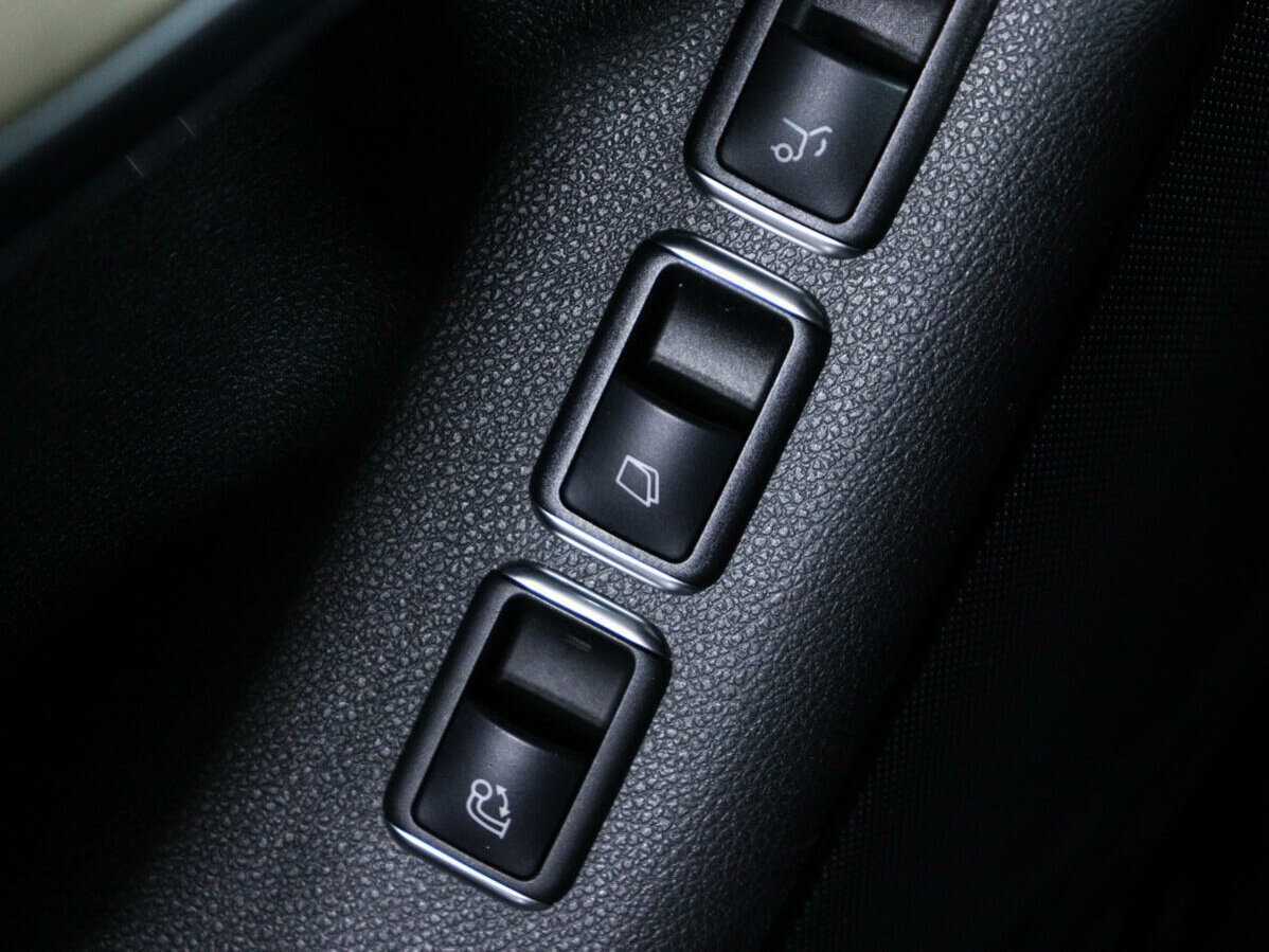 Mercedes-Benz GLS 500, 2016 Фото №25