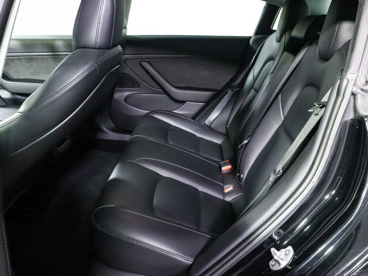 Tesla Model 3 Mid Range, 2018 - 89 659 км. | Фото №8