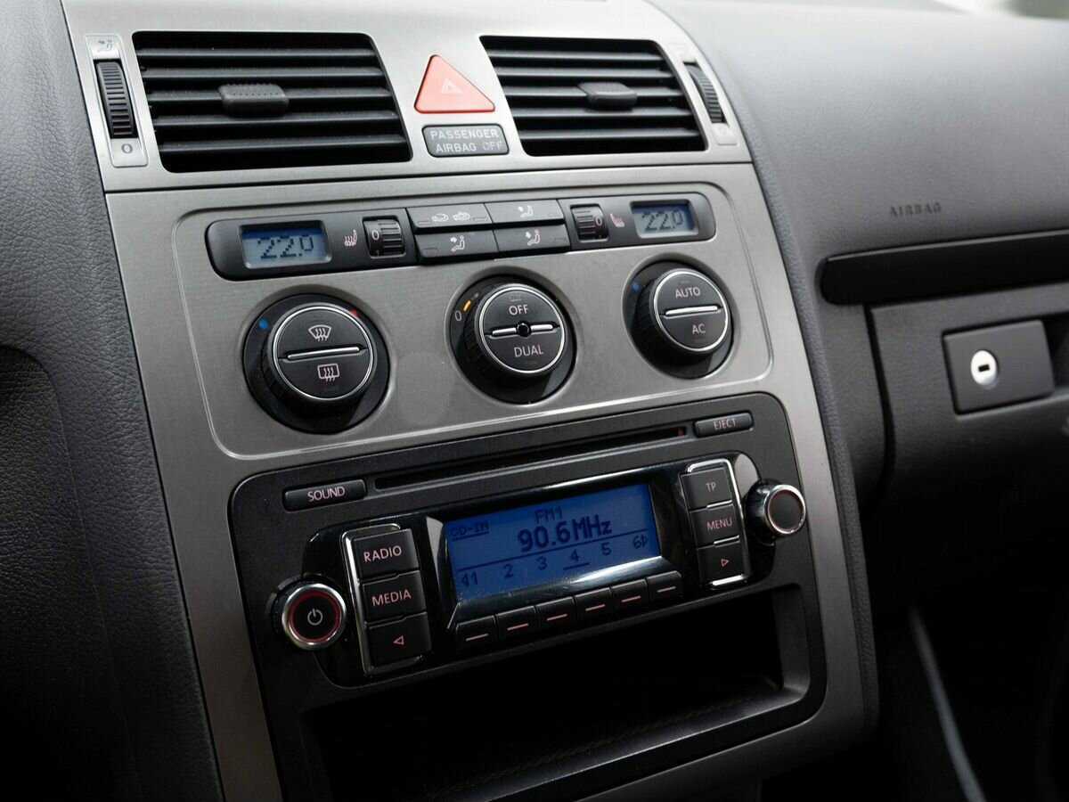 Volkswagen Touran, 2008 Фото №18